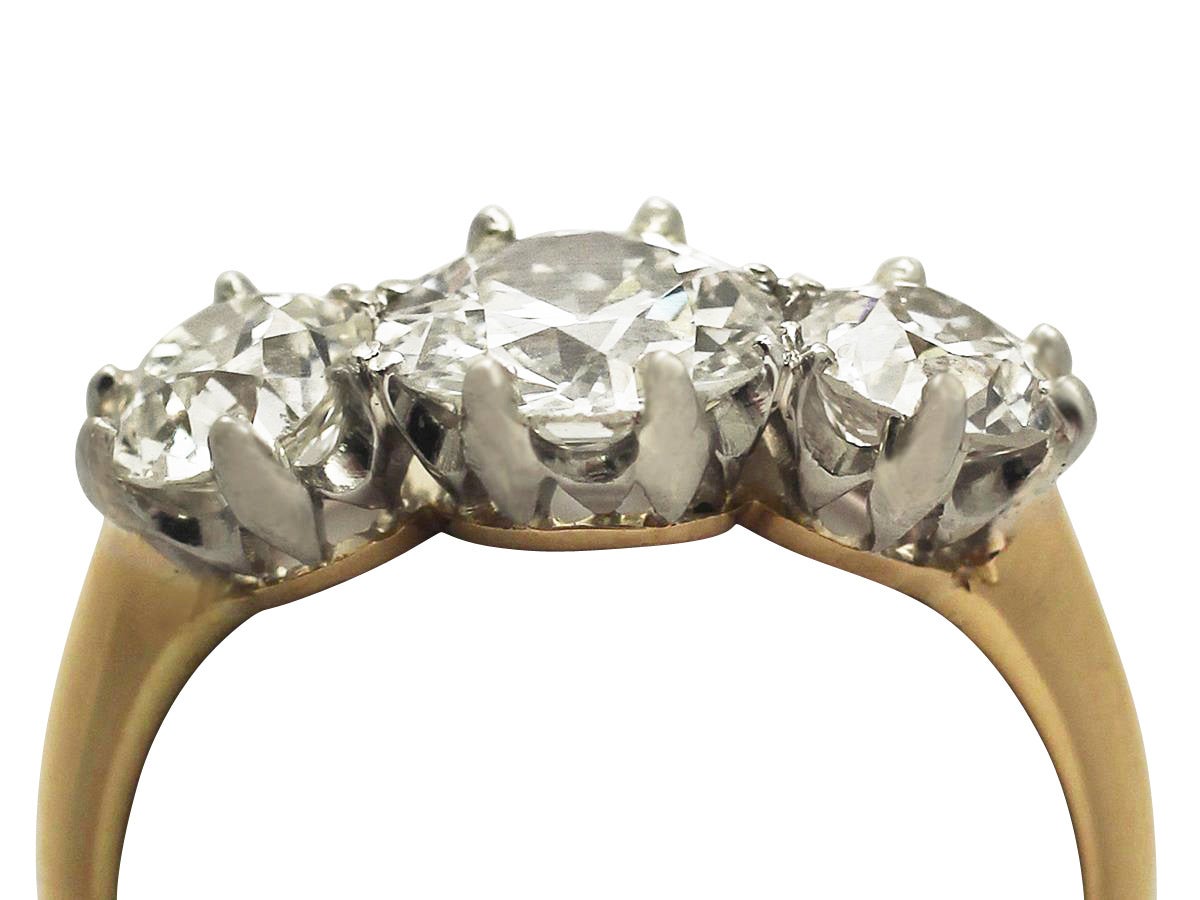 2.22Ct Diamond and 18k Yellow Gold Trilogy Ring - Antique Circa 1920