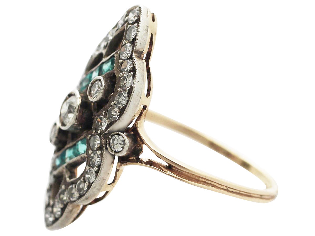 Women's 1930s Antique Emerald & Diamond Yellow Gold Cocktail Ring