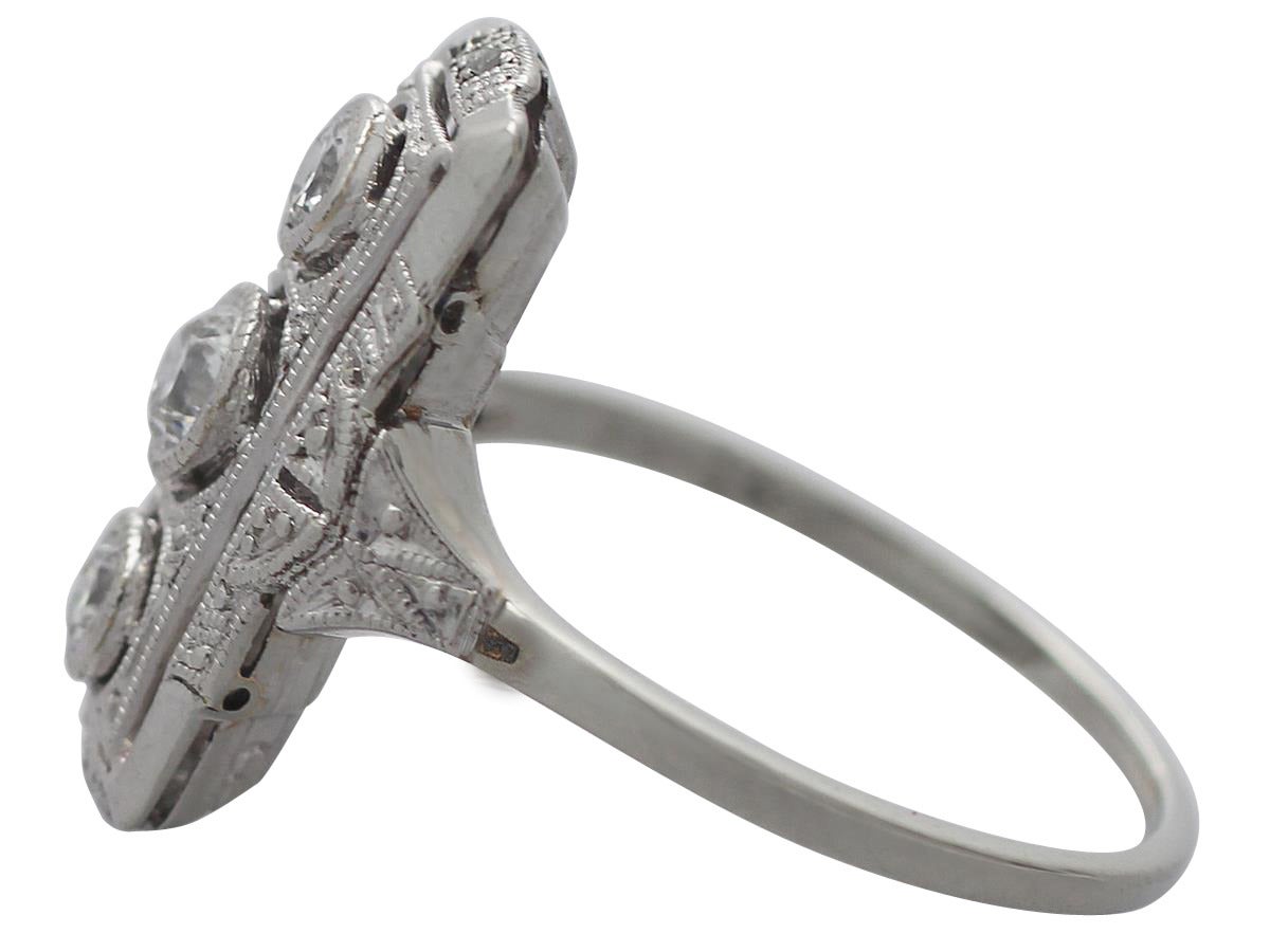 0.42Ct Diamond and 14k White Gold Ring - Art Deco Style - Antique Circa 1920 In Excellent Condition In Jesmond, Newcastle Upon Tyne