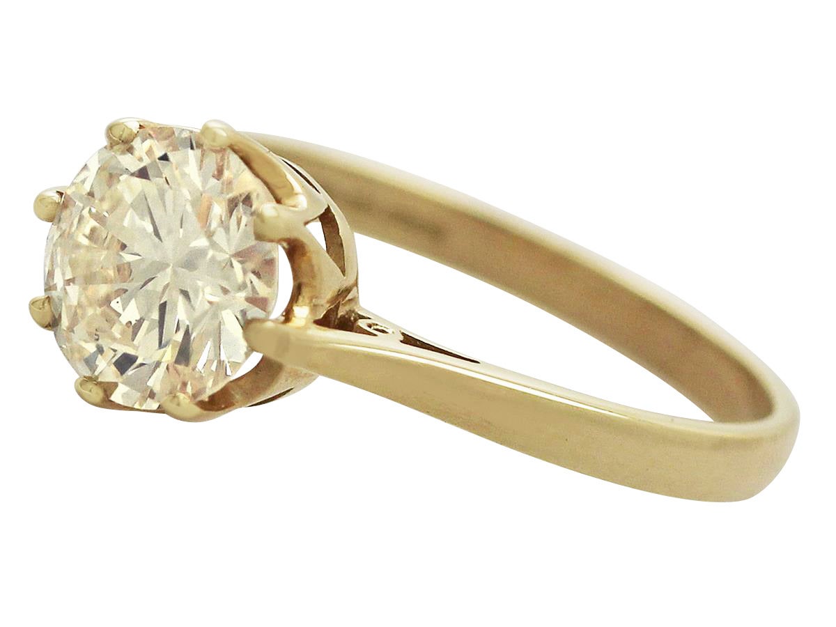 1.42Ct Diamond and Yellow Gold Solitaire Ring, Circa 1960 & Contemorary In Excellent Condition In Jesmond, Newcastle Upon Tyne