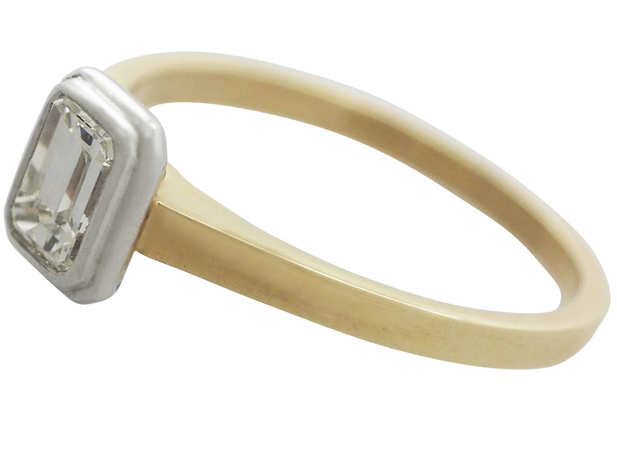 Women's Diamond and Yellow Gold Solitaire Ring, Contemporary 2002