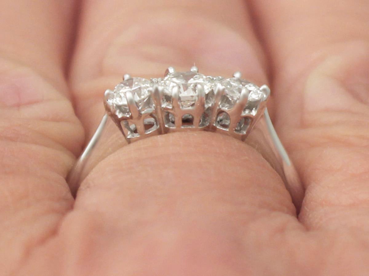 Diamond White Gold Three-Stone Ring, Antique circa 1920 4