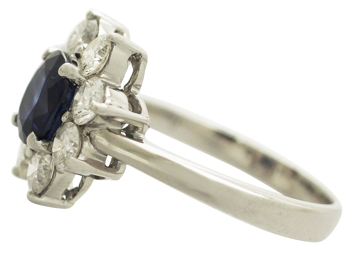 1980s 1.48 Carat Sapphire and 1.45 Carat Diamond White Gold Cocktail Ring In Excellent Condition In Jesmond, Newcastle Upon Tyne