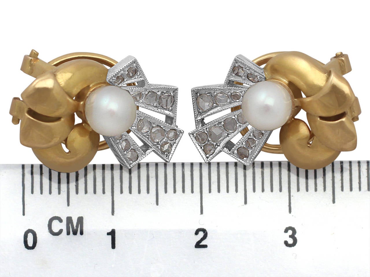0.42Ct Diamond & Pearl, 18k Yellow Gold Stud Earrings - Art Deco Style - Vintage 3