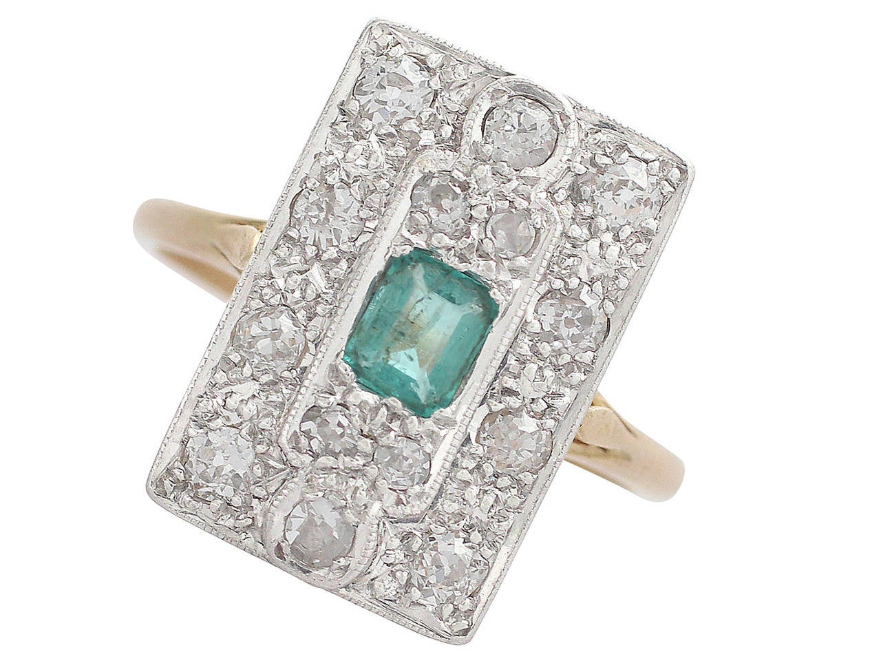 1920s Antique Emerald & Diamond Yellow Gold Cocktail Ring In Excellent Condition In Jesmond, Newcastle Upon Tyne