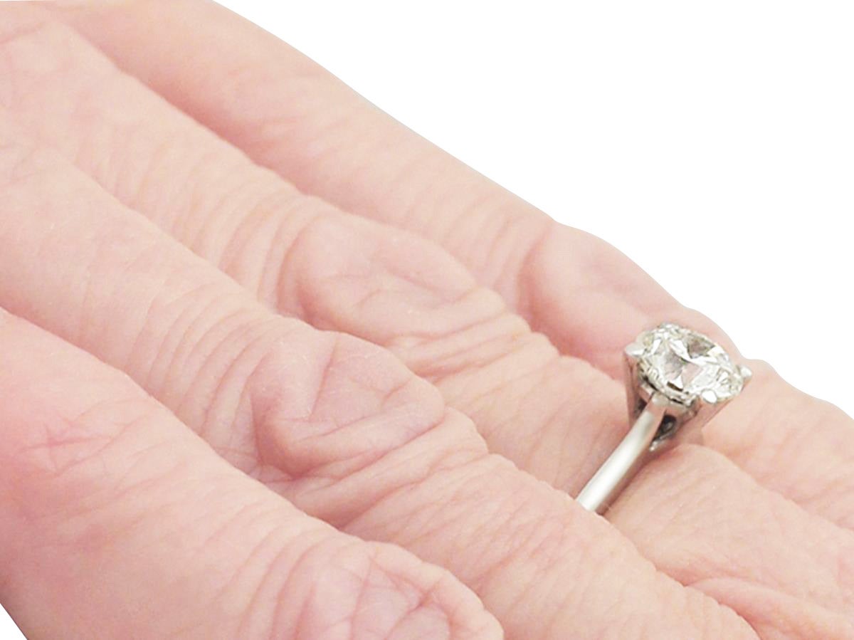 1.02Ct Diamond and Platinum Solitaire Ring - Contemporary 4