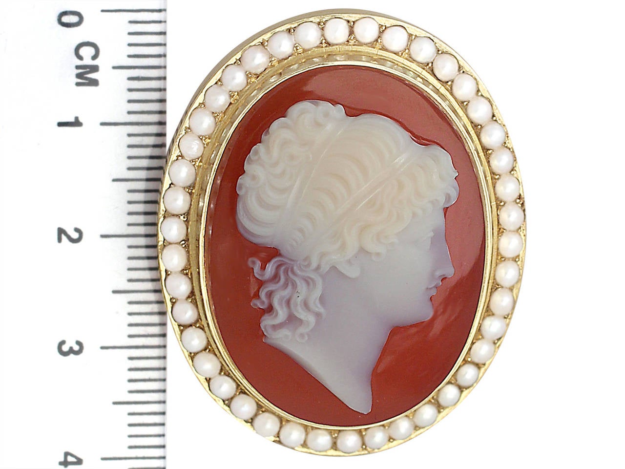 Cameo Brooch with Pearls, 15 Karat Yellow Gold, Antique Victorian 4