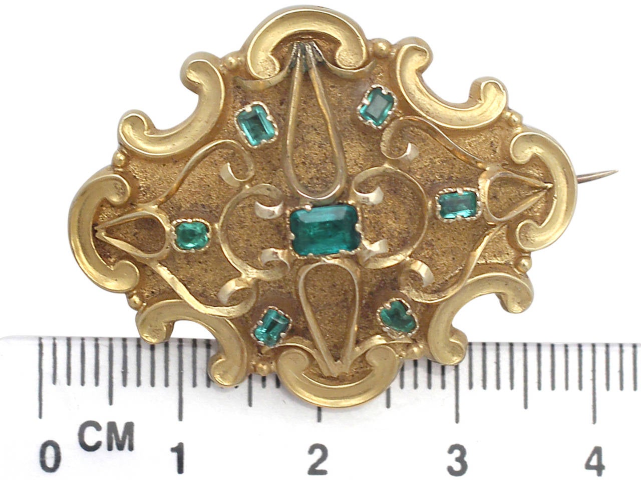 0.62Ct Emerald and 18k Yellow Gold Mourning Brooch - Antique Victorian 2