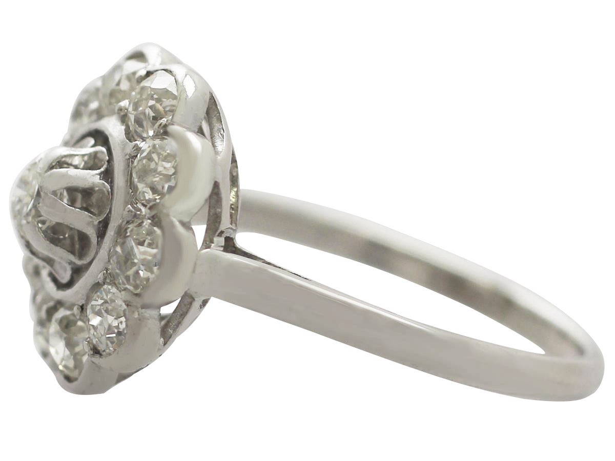 Women's 1920s Antique 1.05 Carat Diamond and White Gold Cocktail Ring