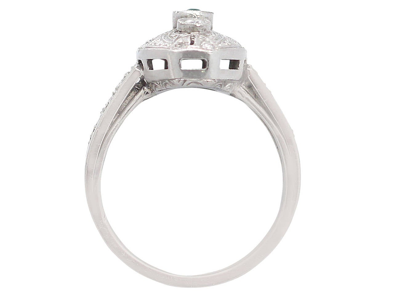 0.20Ct Diamond & 0.05Ct Emerald, Platinum Ring - Art Deco Style - Vintage 1
