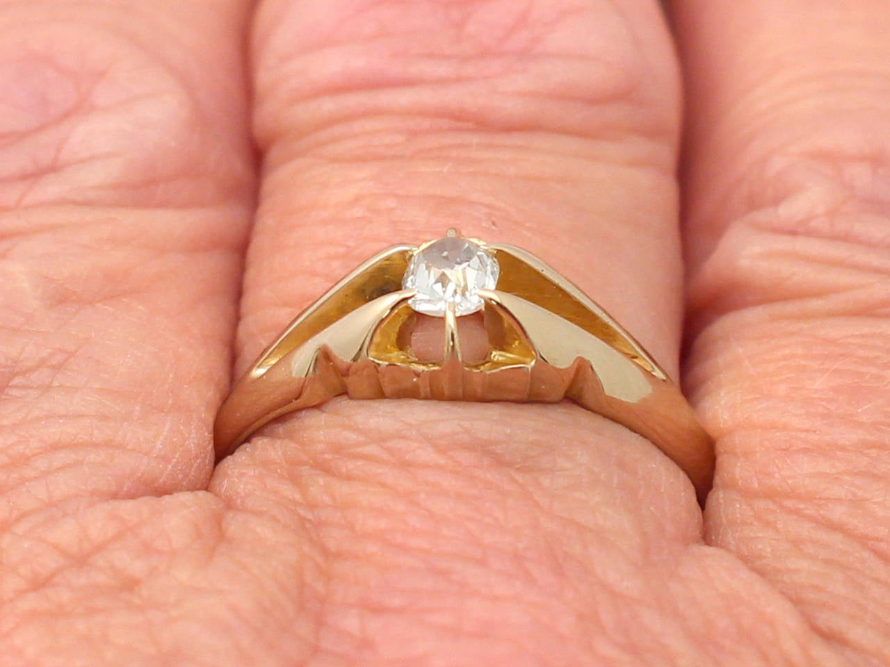 Diamond and 18k Yellow Gold Solitaire Ring, Antique, 1928 3