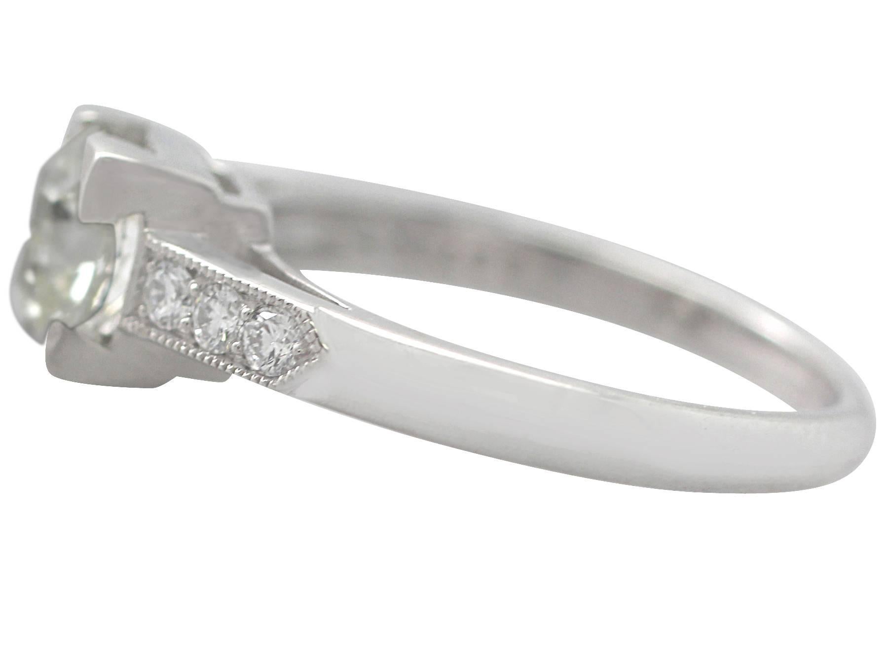 1.20Ct Diamond and Platinum Solitaire Ring - Antique and Contemporary In Excellent Condition In Jesmond, Newcastle Upon Tyne