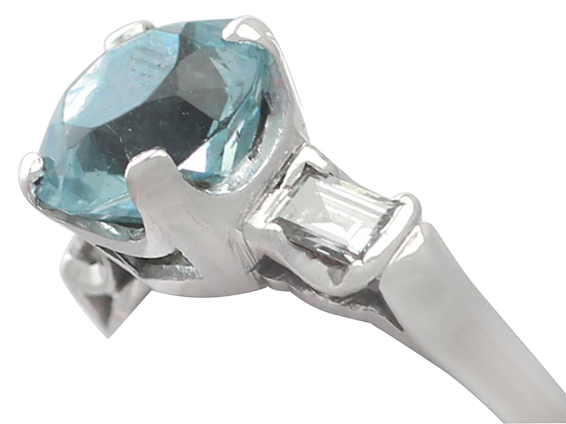 2.45Ct Aquamarine & 0.40Ct Diamond, 18k White Gold Dress Ring - Vintage In Excellent Condition In Jesmond, Newcastle Upon Tyne