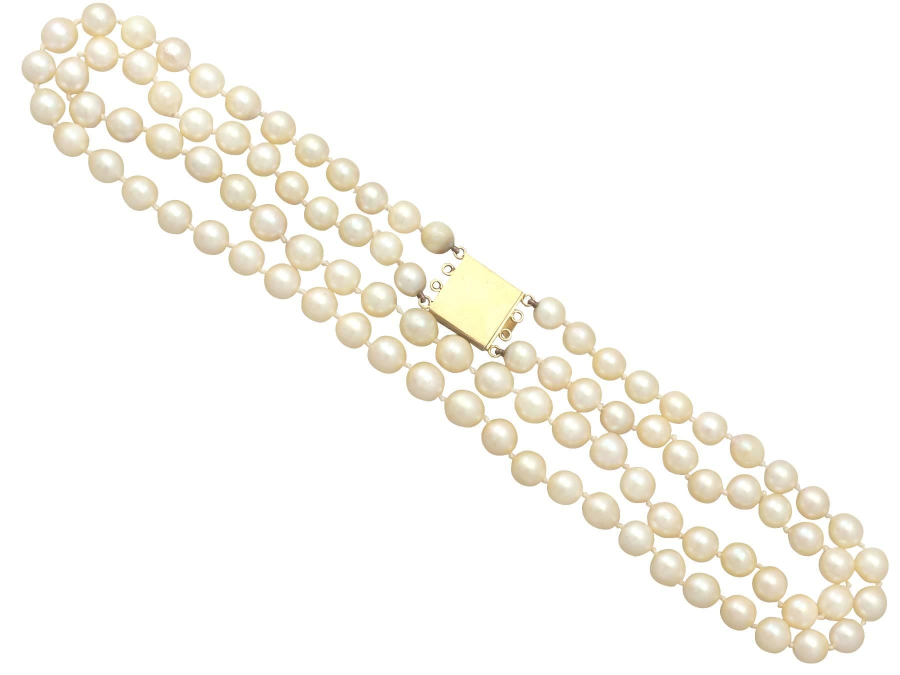 Double Strand Pearl Necklace with 18k Yellow Gold Locket Clasp - Vintage 1