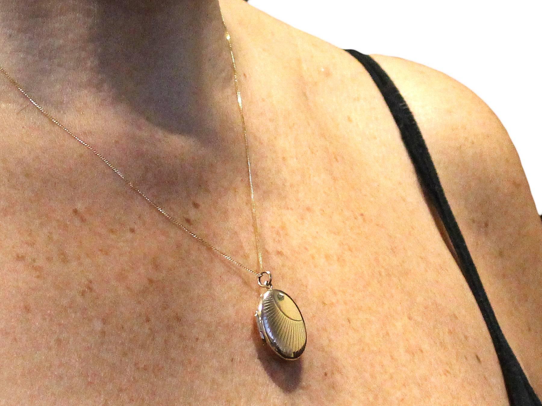 9k Gelbgold Medaillon - Art Deco Stil - Vintage Circa 1950 4