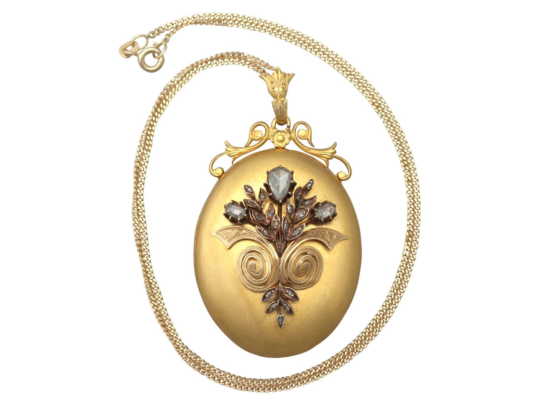 An exceptional and impressive antique French 0.82 carat diamond and 18k yellow gold locket; part of our antique jewellery and estate jewelry collections

This exceptional, fine and impressive antique diamond locket has been crafted in 18k yellow