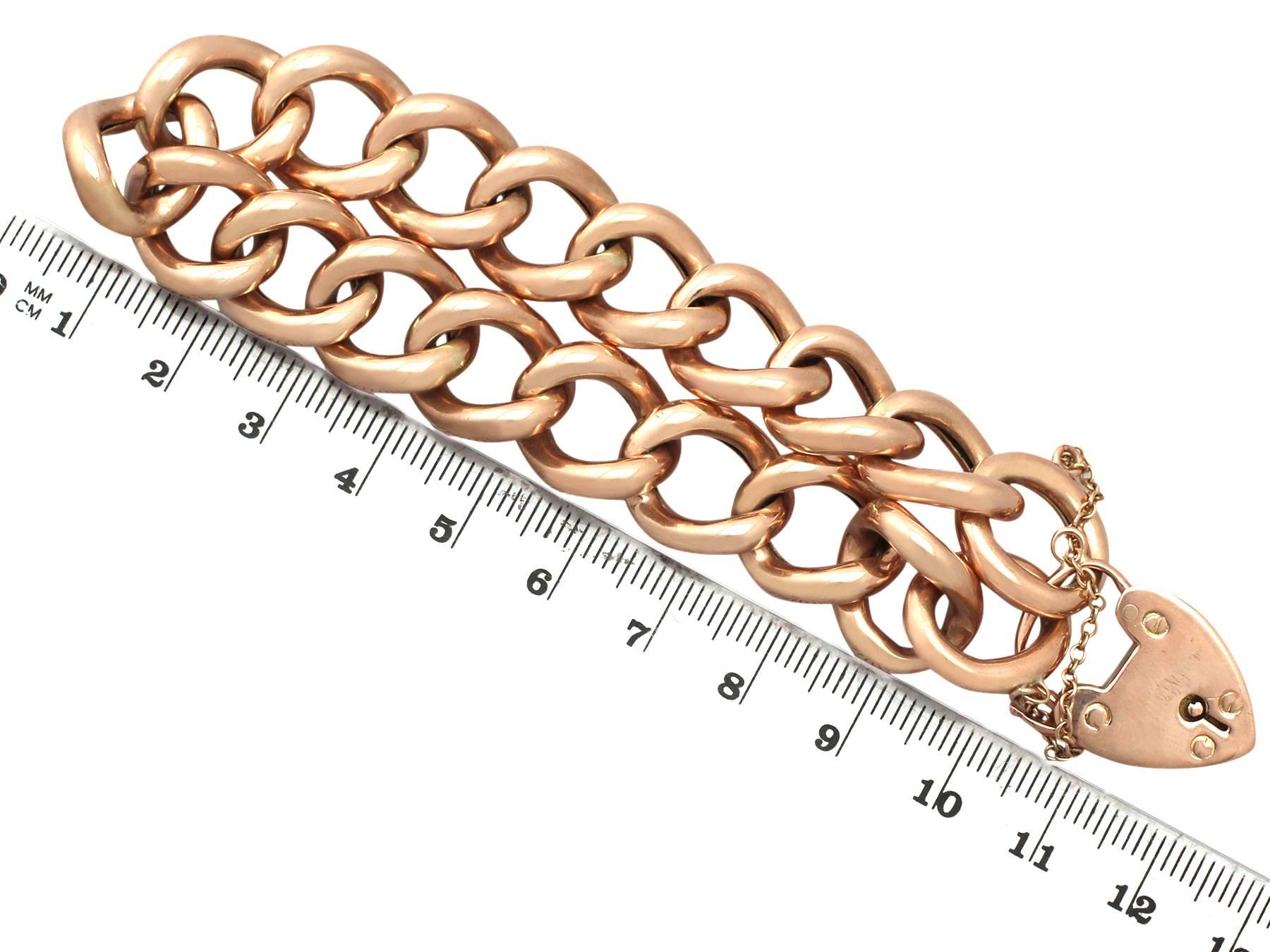 9k Rose Gold Bracelet with Heart Padlock Clasp - Antique Circa 1915 In Excellent Condition In Jesmond, Newcastle Upon Tyne