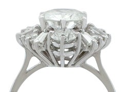 1950s 3.17 Carat Diamond and White Gold Cluster Ring