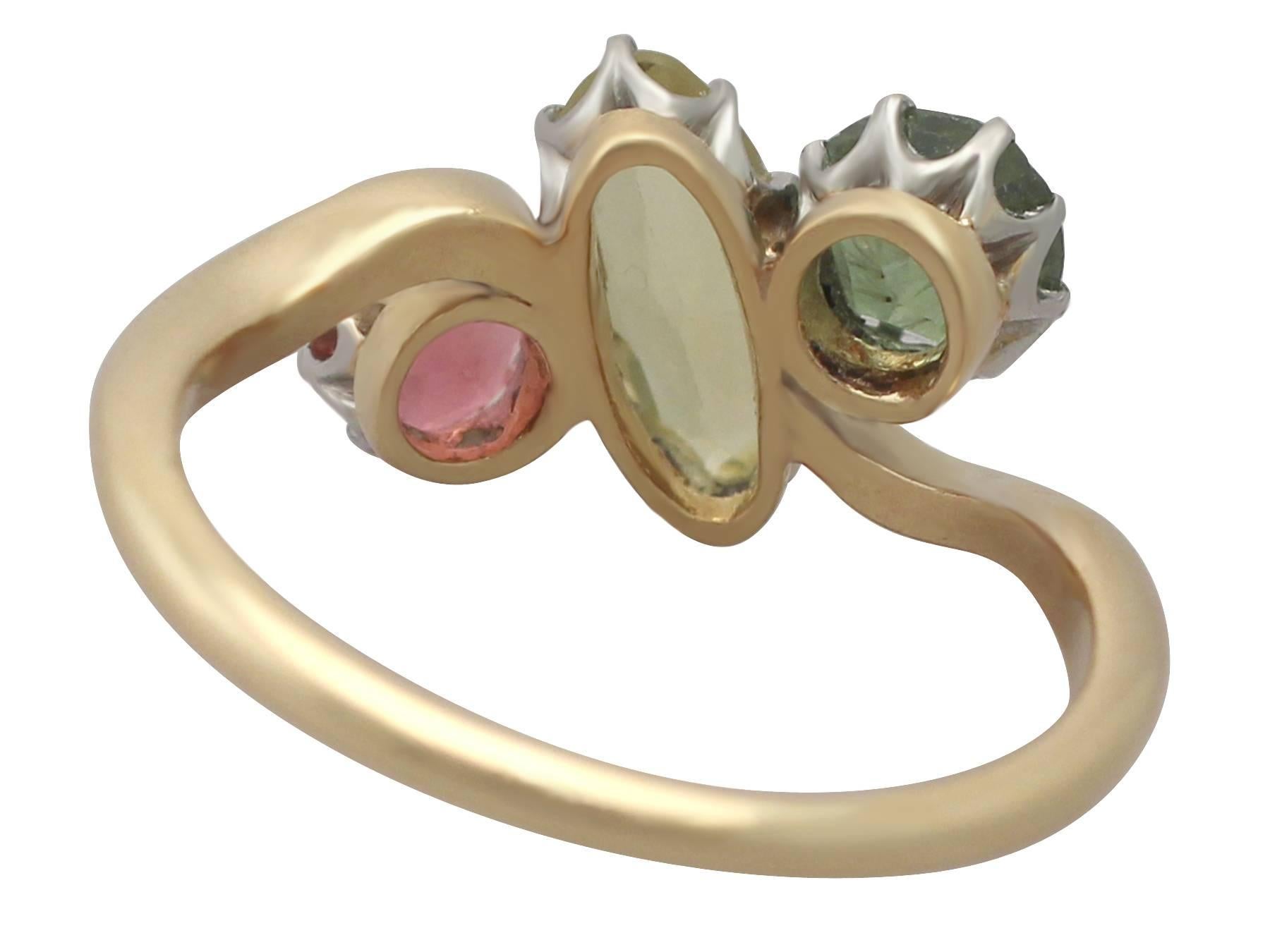 Art Nouveau 1910s Sapphire, Garnet and Tourmaline and 18k Yellow Gold Trilogy Ring