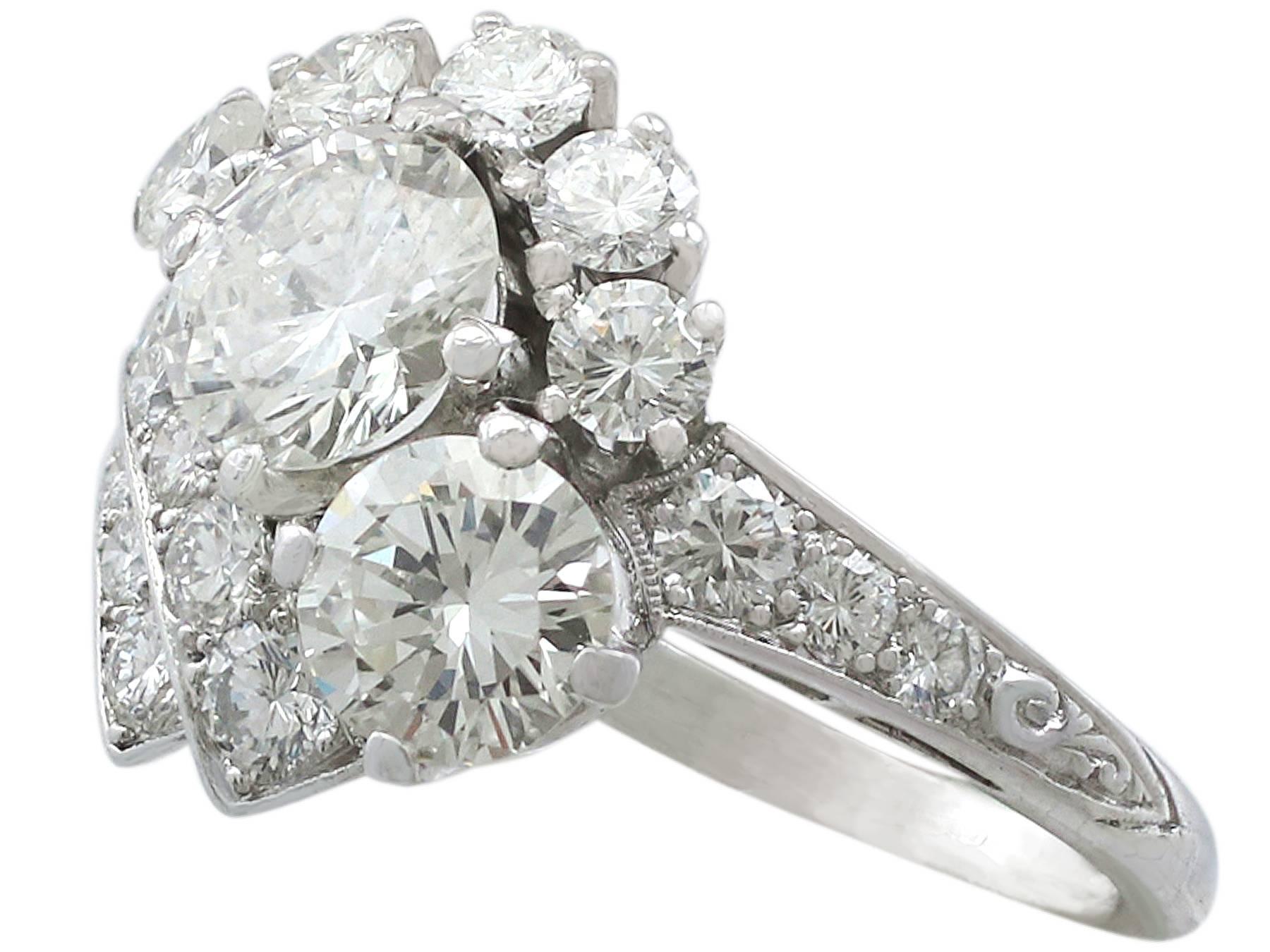1950s 2.67 Carat Diamond Platinum Cluster Ring In Excellent Condition In Jesmond, Newcastle Upon Tyne