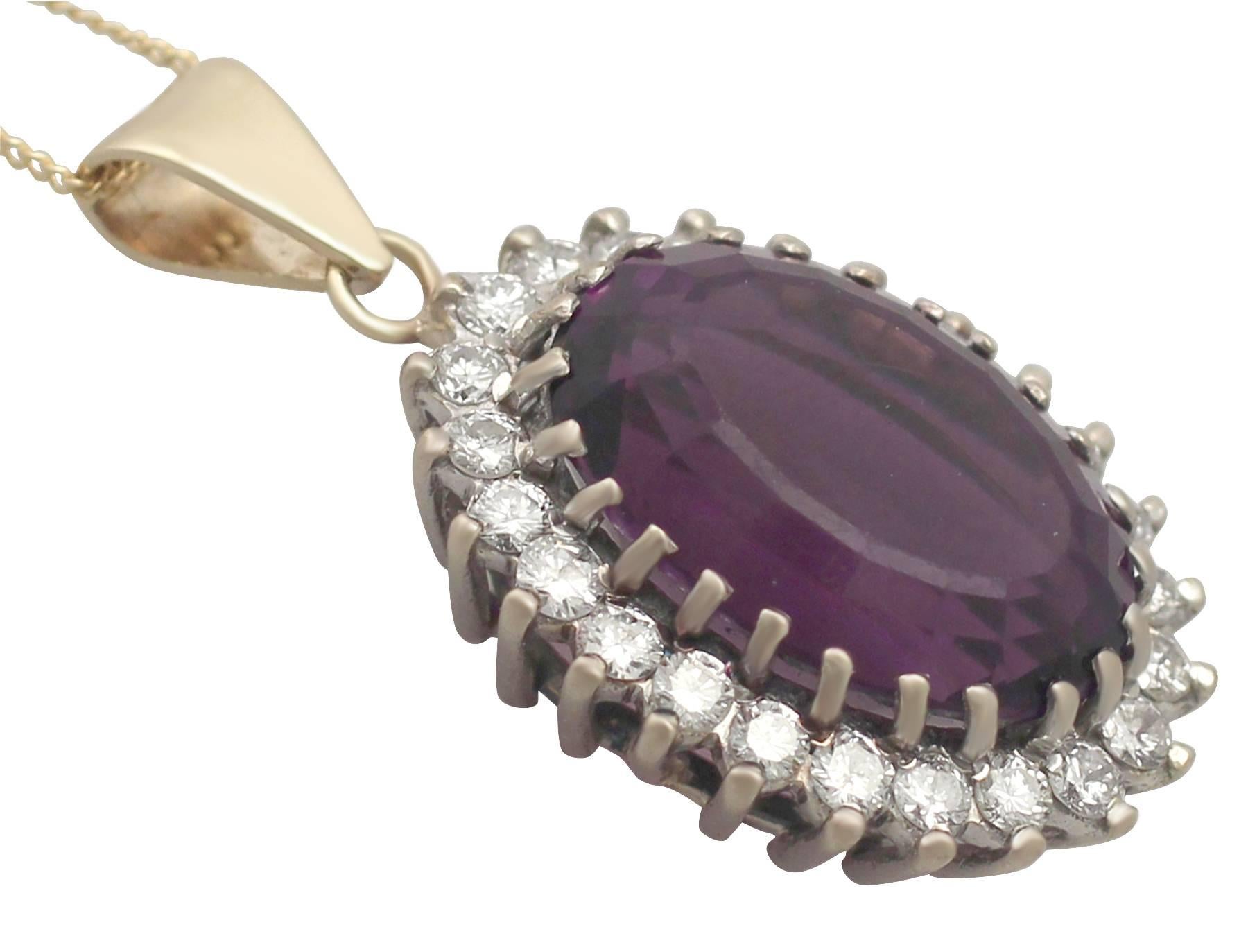 1970s 11.50 Carat Amethyst and 0.98 Carat Diamond, 15k Yellow Gold Pendant In Excellent Condition In Jesmond, Newcastle Upon Tyne