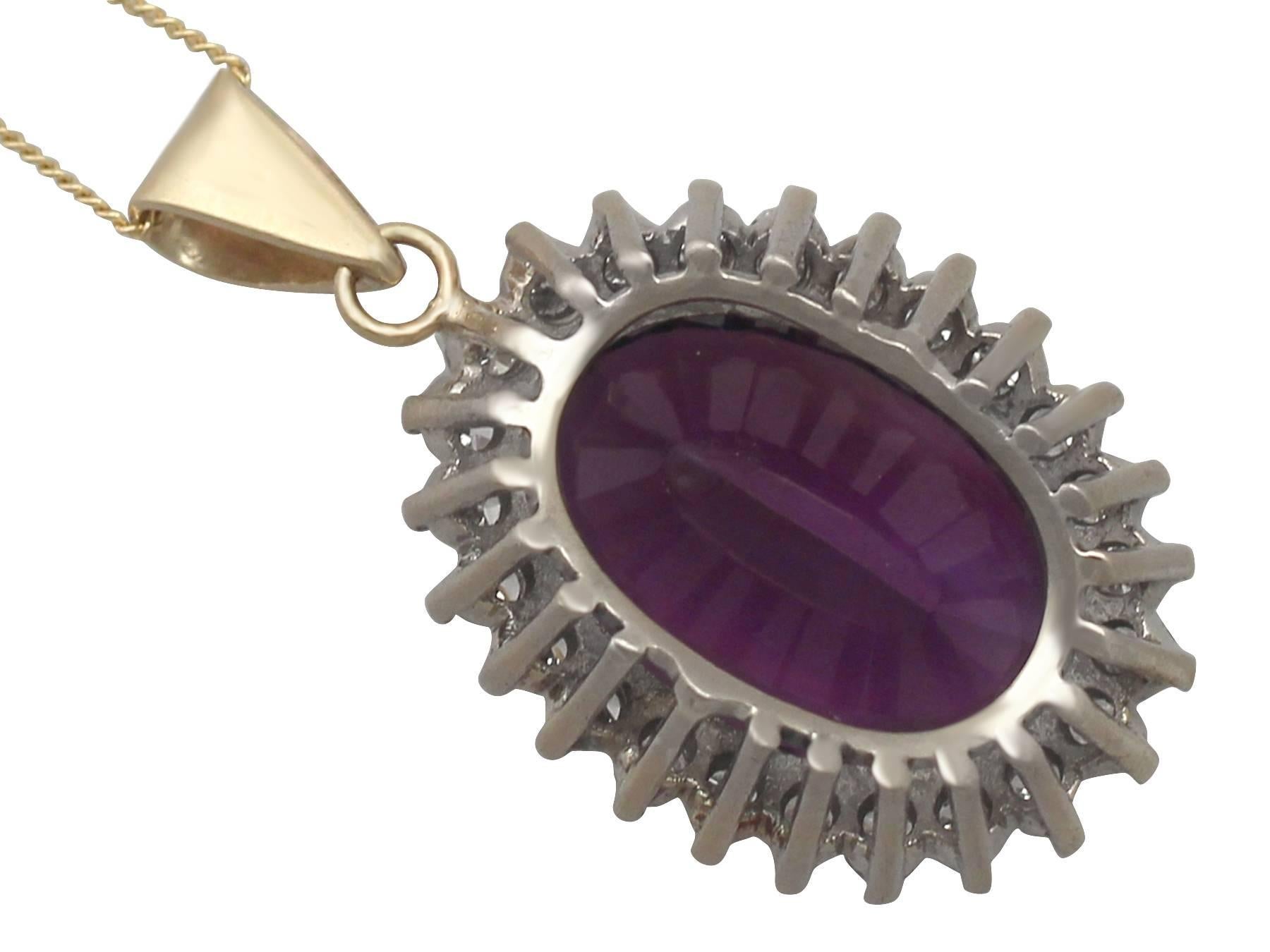 Women's 1970s 11.50 Carat Amethyst and 0.98 Carat Diamond, 15k Yellow Gold Pendant