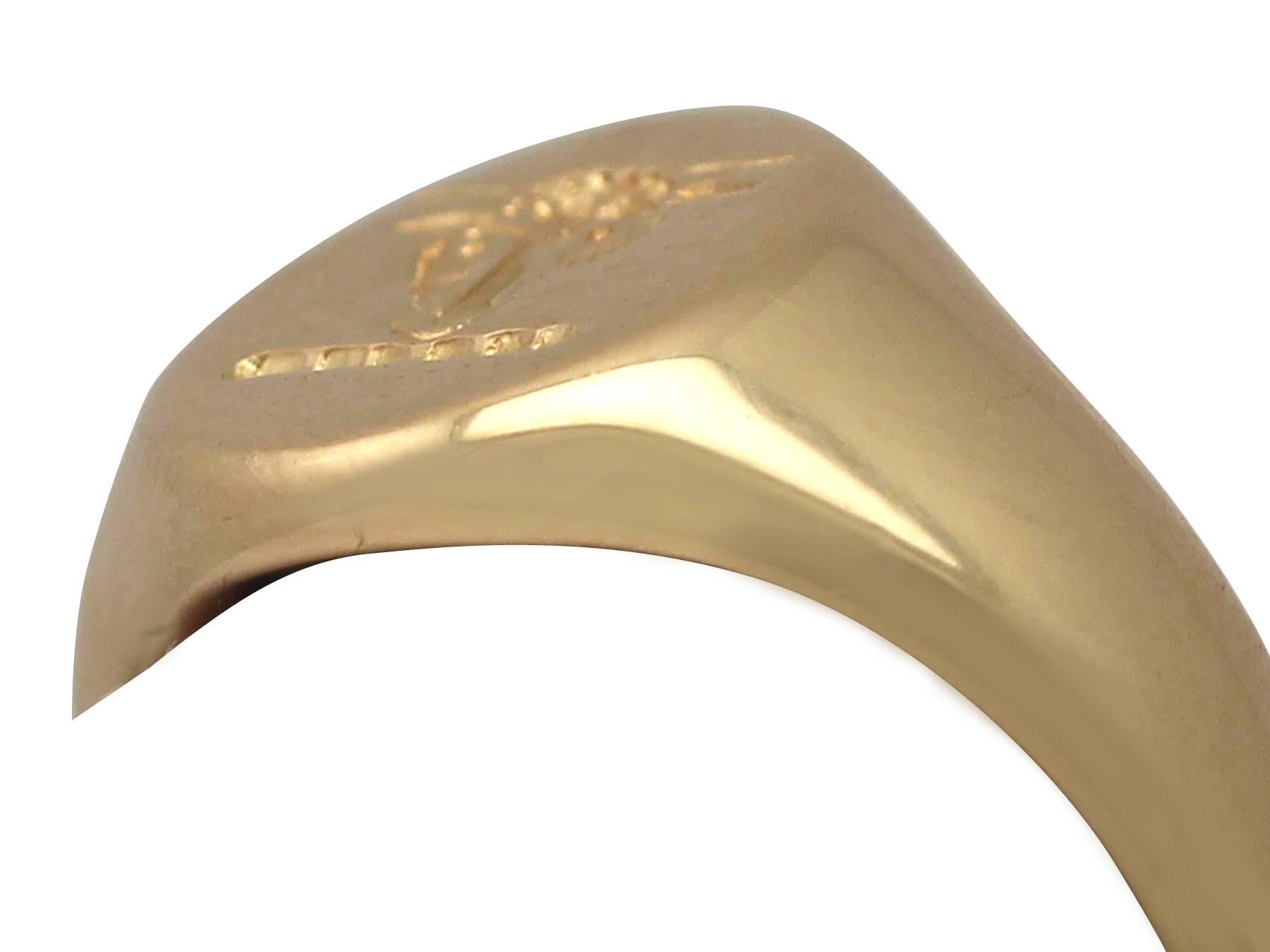 1920s 18 k Yellow Gold Signet Ring  In Excellent Condition In Jesmond, Newcastle Upon Tyne