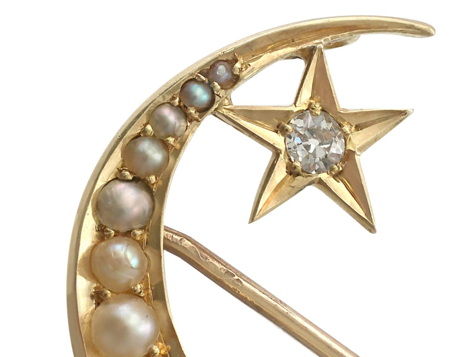 A fine and impressive 0.05 carat diamond, seed pearl and 15 carat yellow gold crescent and star brooch; part of our diverse antique jewellery and estate jewelry collections.

This fine and impressive crescent brooch has been crafted in 15 ct yellow