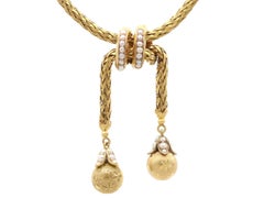 Collana intrecciata in oro giallo 18 carati e perle di seme in stile Art Nouveau Circa 1920