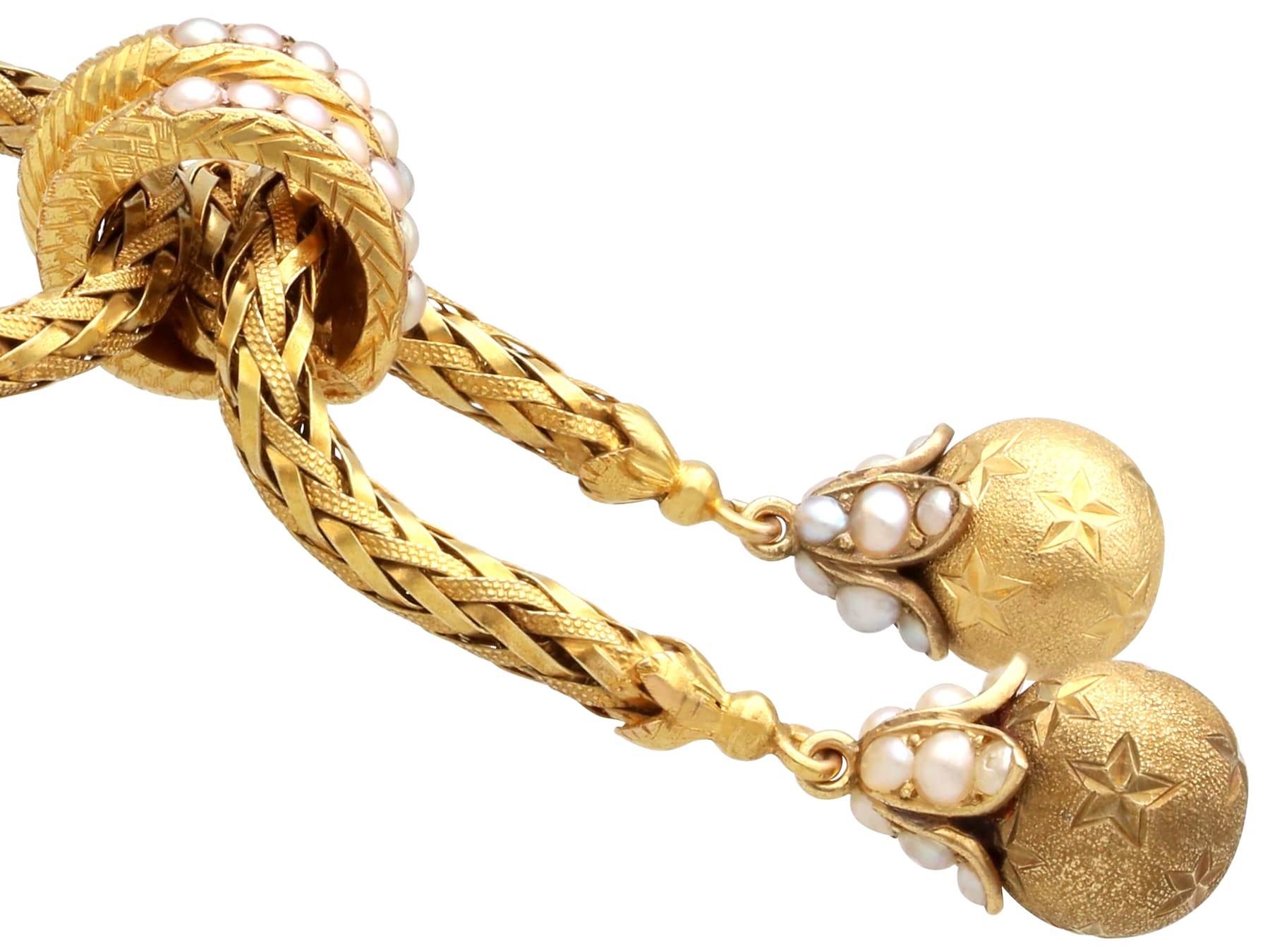 Collana intrecciata in oro giallo 18 carati e perle di seme in stile Art Nouveau Circa 1920 in vendita 2