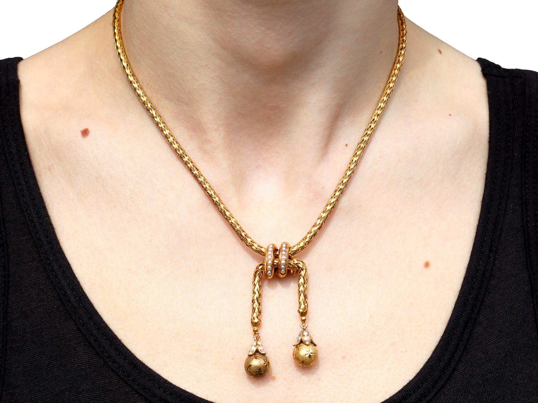 Collana intrecciata in oro giallo 18 carati e perle di seme in stile Art Nouveau Circa 1920 in vendita 6