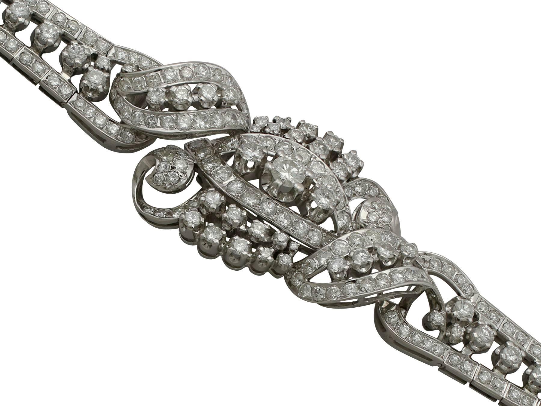 A stunning and impressive vintage Austrian 13.95 carat diamond and 18 karat white gold bracelet; part of our diverse vintage jewelry and estate jewelry collections

This stunning, fine and impressive luxury diamond bracelet has been crafted in 18 k