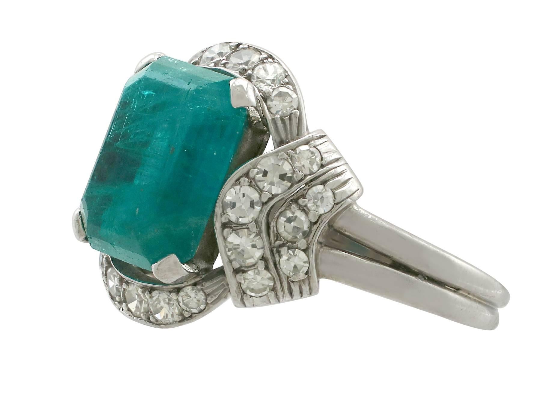 3.75 Carat Emerald Diamond Platinum Ring, 1950s In Excellent Condition In Jesmond, Newcastle Upon Tyne