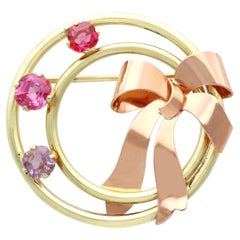 Spilla con spinello da 1,52 carati e oro rosa e giallo 14k di Tiffany & Co, circa 1935