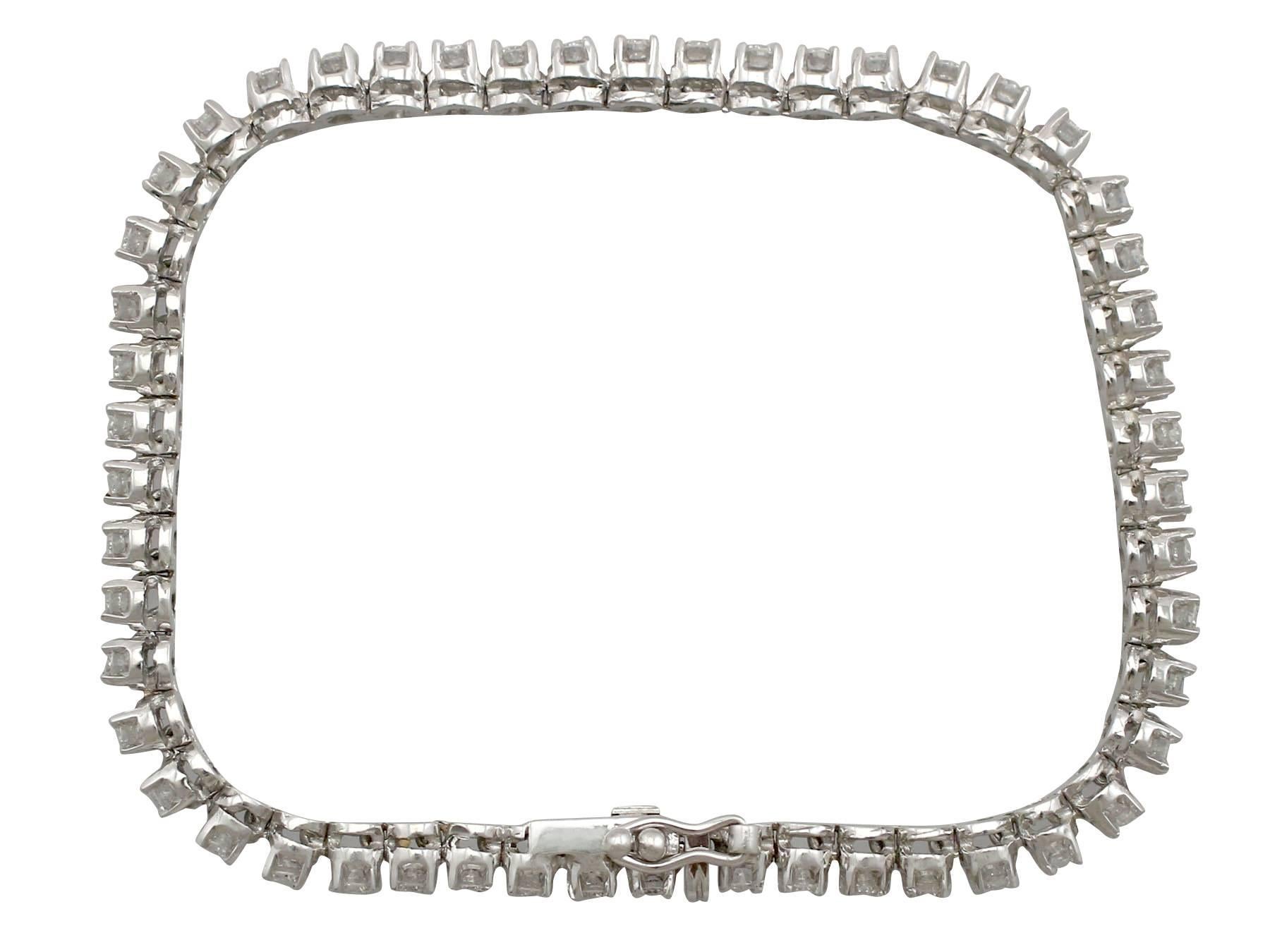 A fine and impressive vintage 18k white gold and 3.06 Ct diamond tennis bracelet; part of our diverse diamond jewellery collection.

This fine ladies diamond vintage diamond tennis bracelet has been crafted in 18k white gold.

The bracelet is