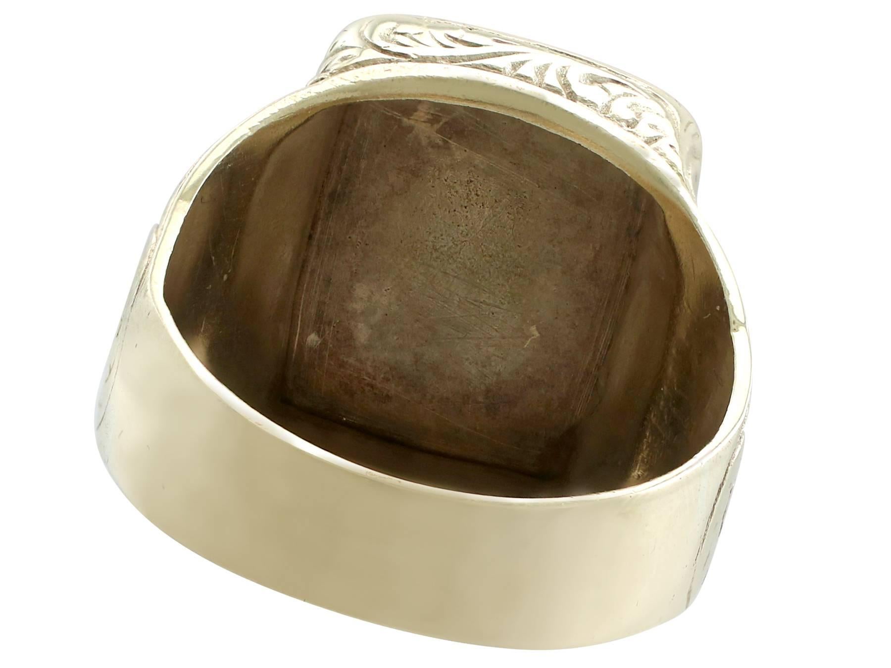 Women's or Men's Antique American Yellow Gold Signet Ring