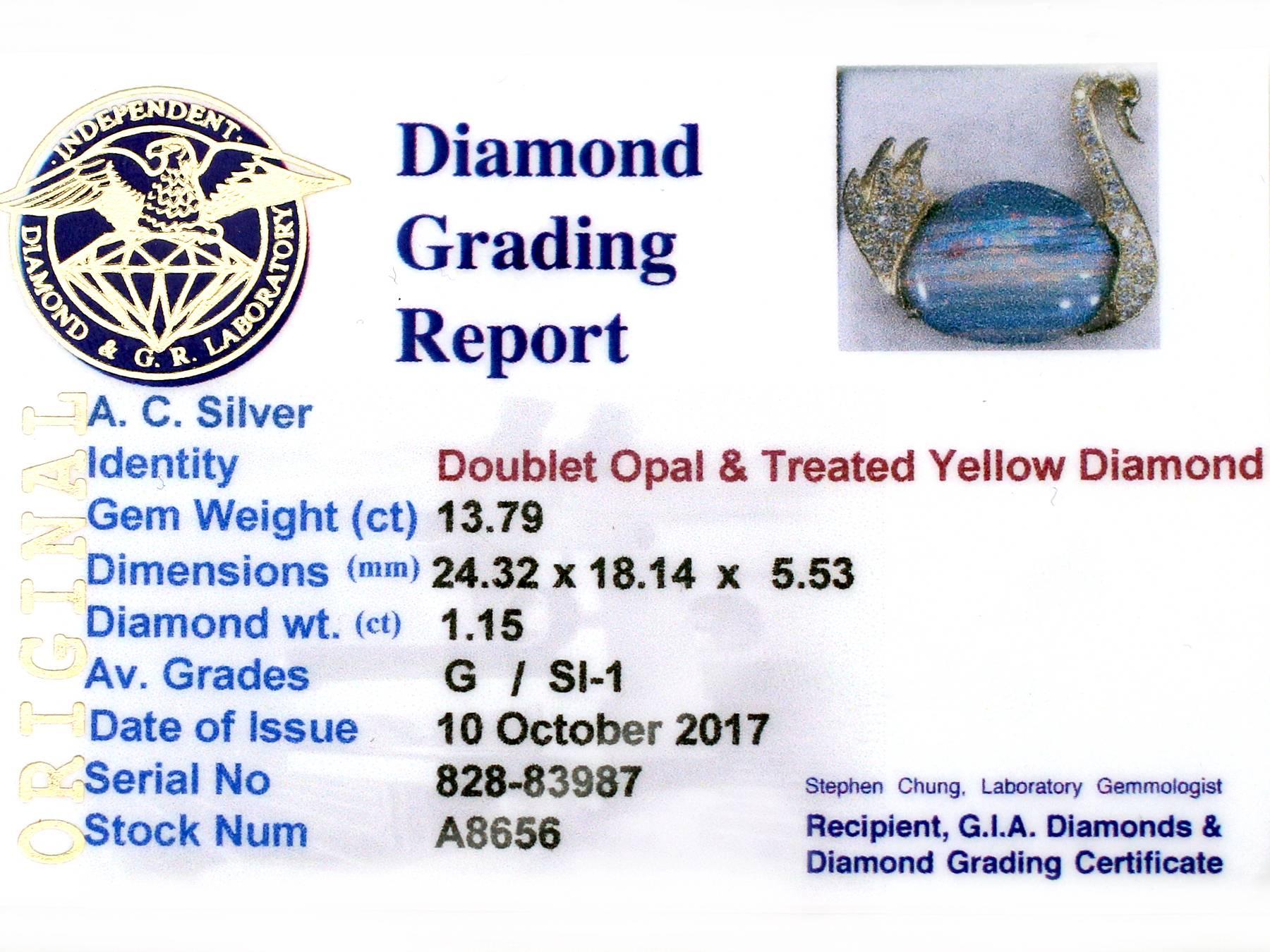 1980s 13.79 Carat Opal 1.15 Carat Diamond 18 Karat Yellow Gold 'Swan' Brooch 4