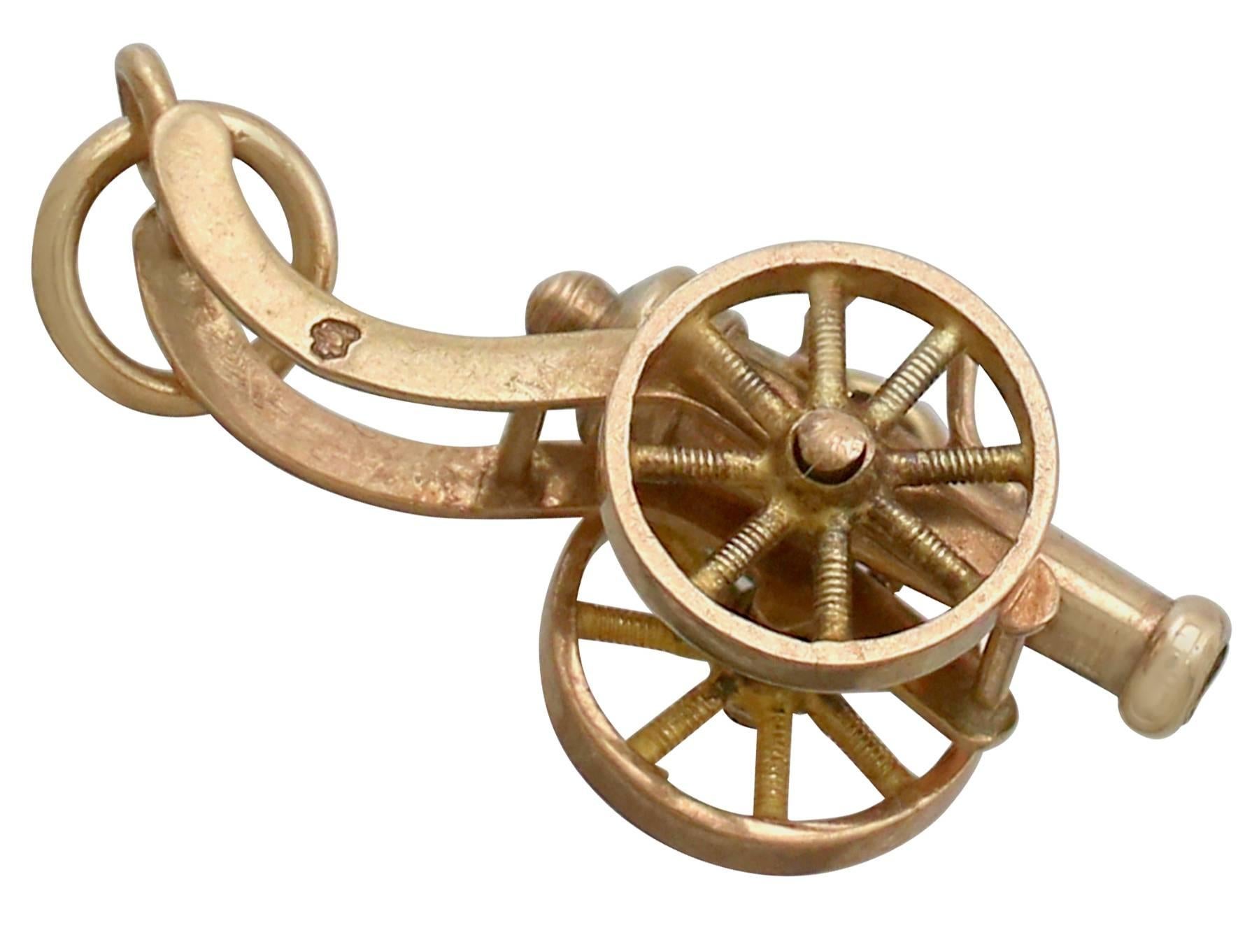 1810er Jahre Französisches Gelbgold-Armband Charms Napoleonisches Hussar im Angebot 7