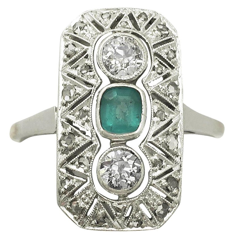 Art Deco Rhombus Shaped Diamond Emerald Gold Ring at 1stdibs