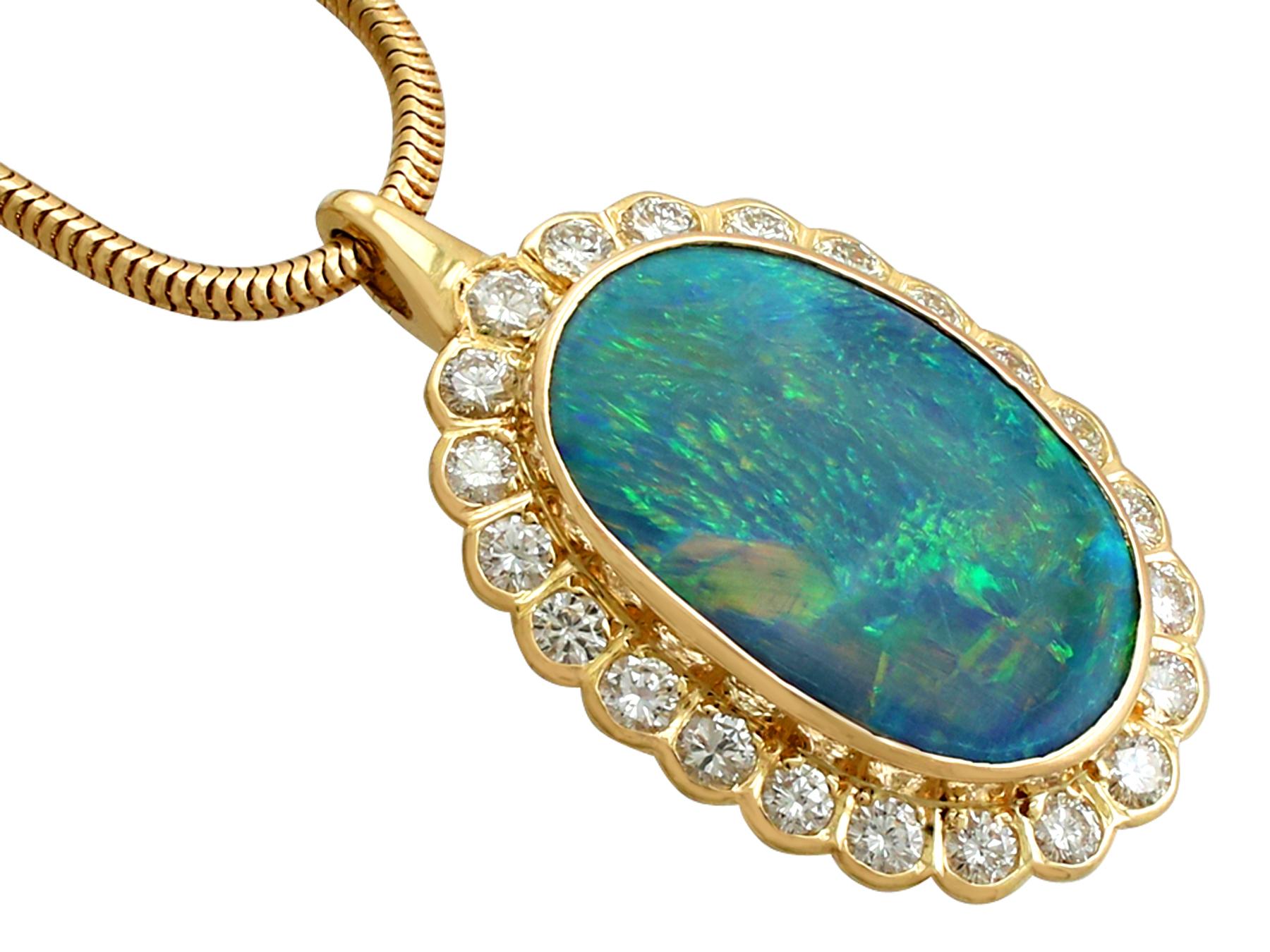 1980s 4.39 Carat Opal and 1.10 Carat Diamond Yellow Gold Pendant In Excellent Condition In Jesmond, Newcastle Upon Tyne