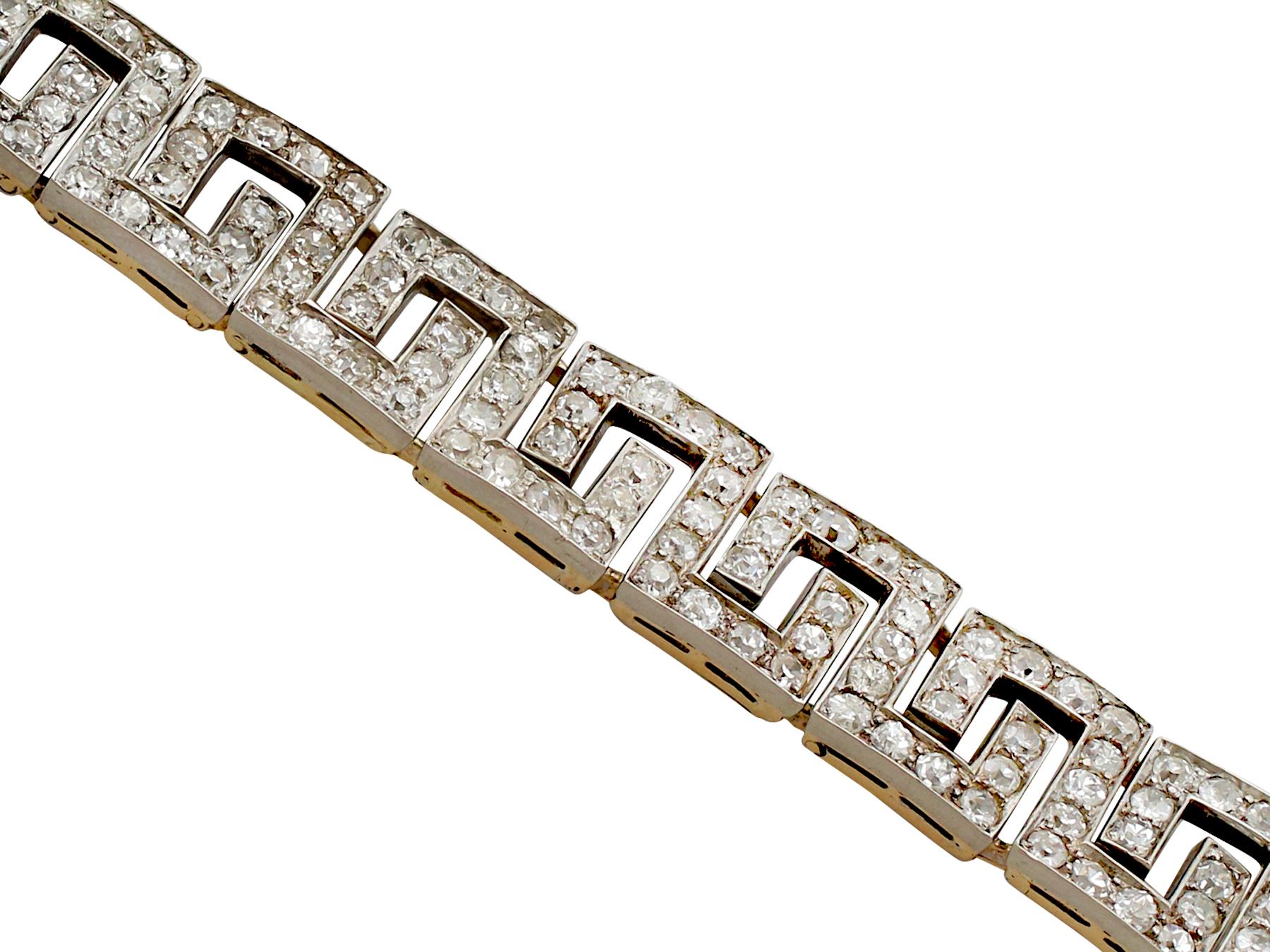 Antique Victorian 10.54 Carat Diamond and Yellow Gold Silver Set Bracelet In Excellent Condition In Jesmond, Newcastle Upon Tyne