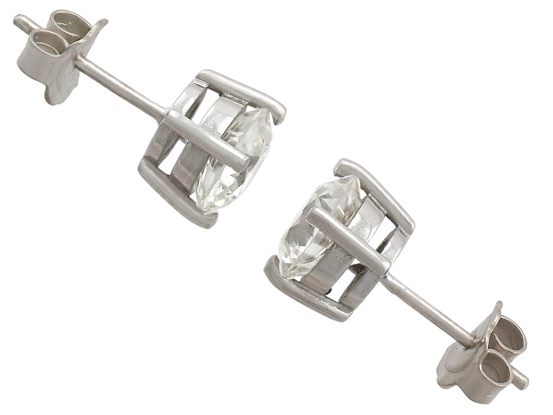 Contemporary 4.86 Carat Diamond Stud Earrings