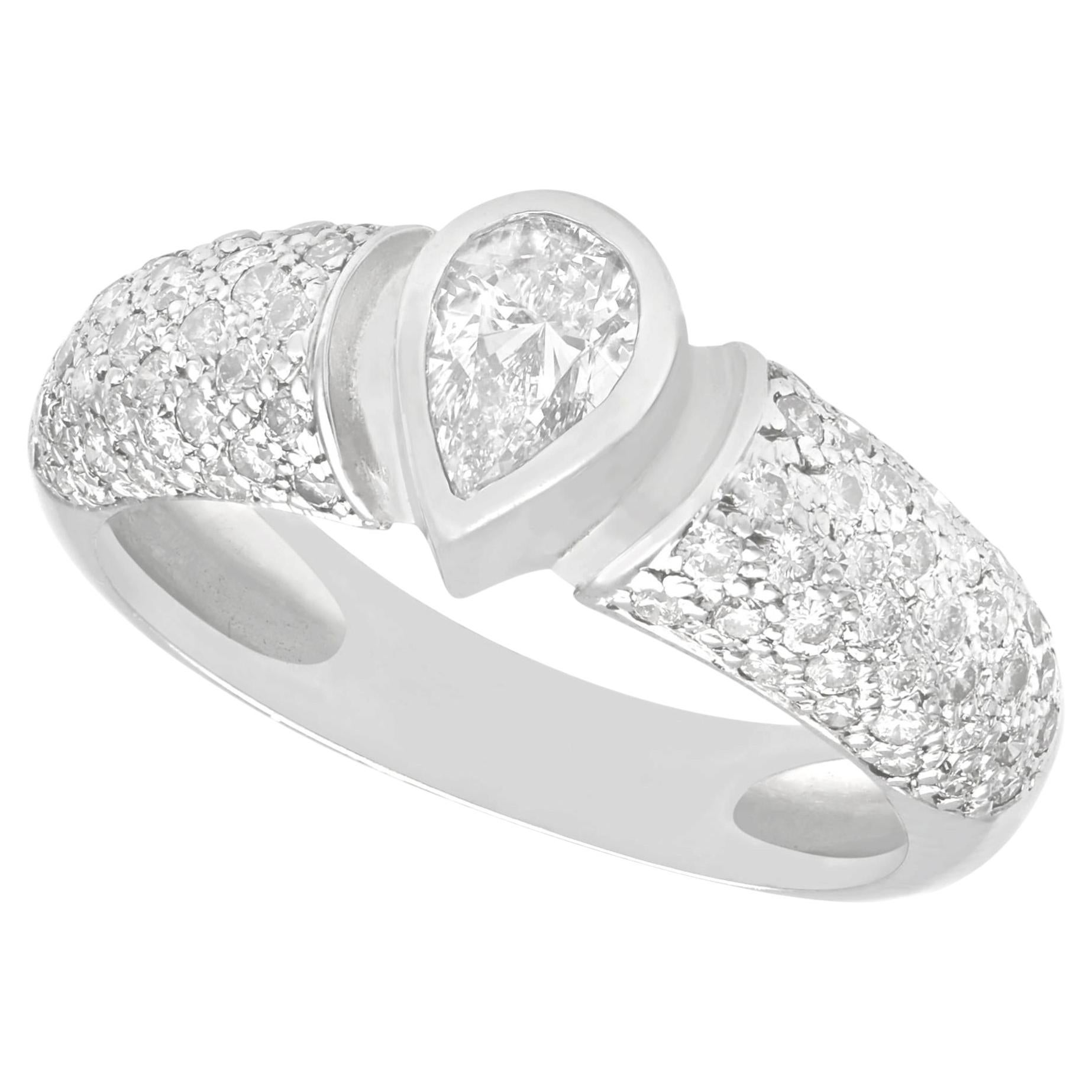 Vintage 1.33 Carat Diamond and White Gold Engagement Ring, circa 1990 For Sale