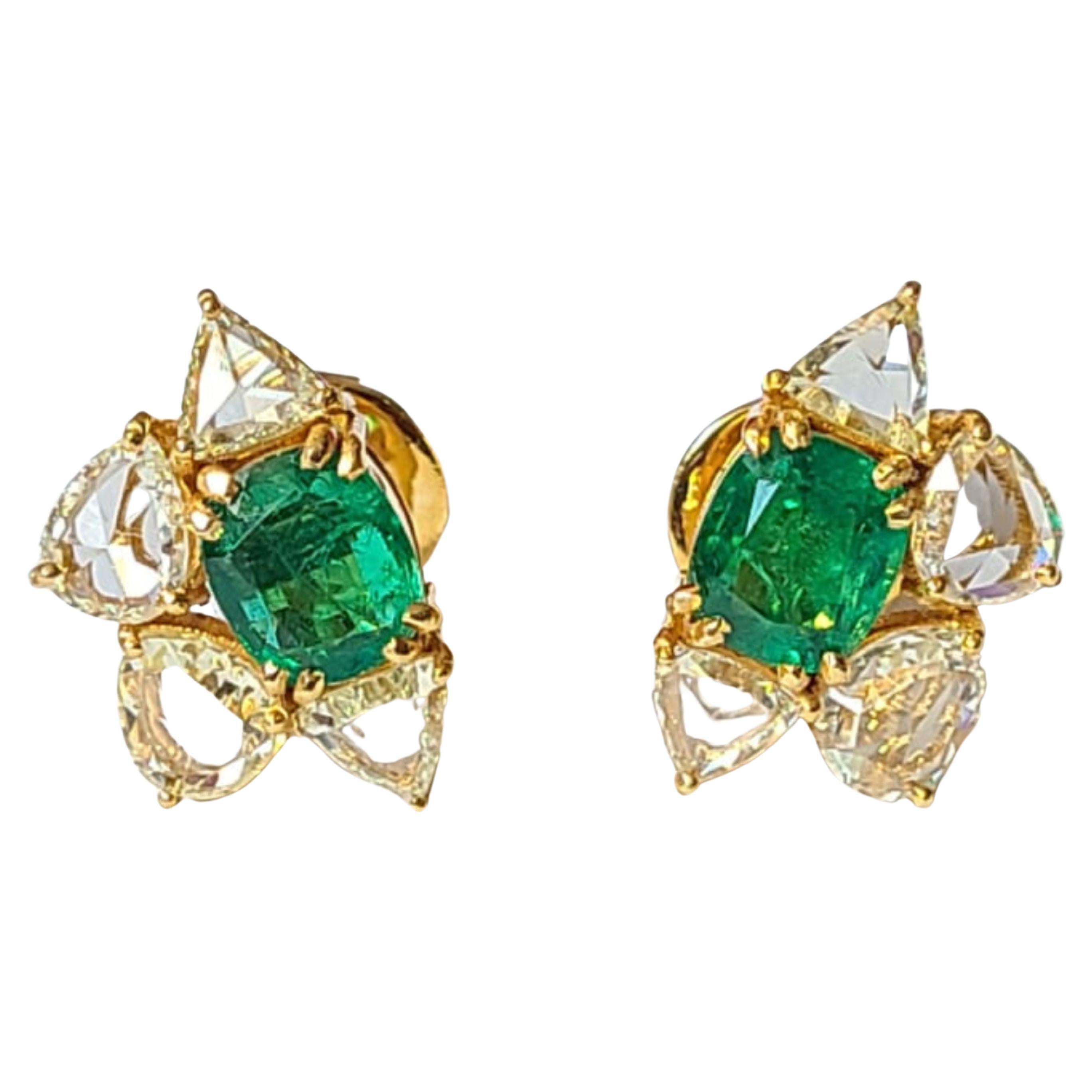 6.50 Carats, Natural Zambian Emerald and Yellow Rose Cut Diamonds Stud