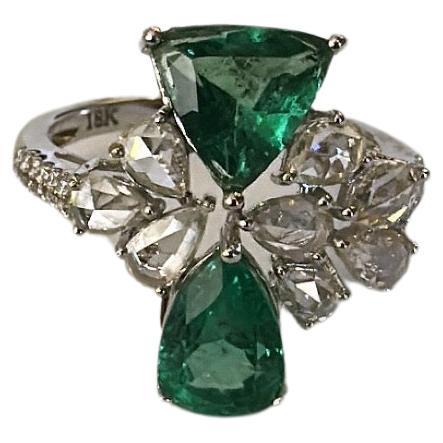 Set in 18K Gold, natural Zambian Emerald & Rose Cut Diamonds Engagement Ring
