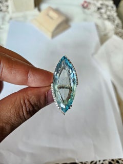 Set in 18K white Gold, 29.29 carats, Aquamarine & Diamonds modern Cocktail Ring
