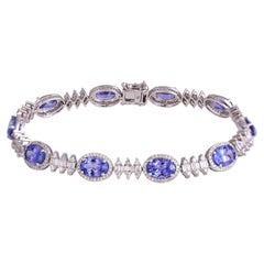 Set in 18K white Gold, 8.02 carats, Tanzanites & Diamonds Tennis Bracelet