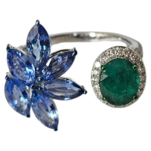 Bague de fiançailles en or 18 carats, sertie d'une émeraude de Zambie, d'un saphir bleu de Ceylan et de diamants