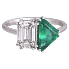 Set in 18K Gold, 1.04 carat, natural Zambian Emerald & Diamond Engagement Ring