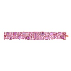 Modernes, breites Armband aus 18-karätigem Roségold mit Kunzit, rosa Saphir und Diamanten